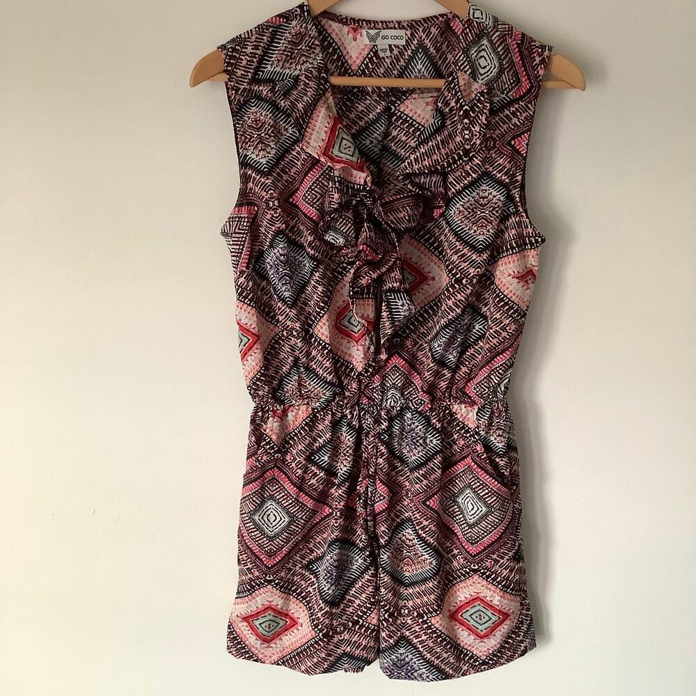 Go CoCo Juniors Multicolor V Neck Boho Geo Abstract Print Pocketed Romper Large